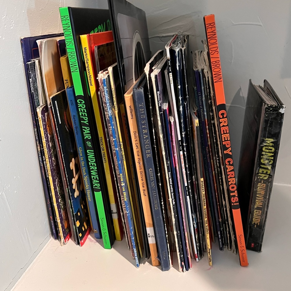 Halloween Kids’ Book Lot